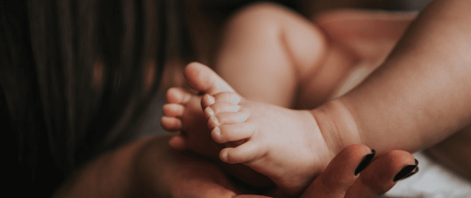 Health Ministry: Doulas Not Midwives